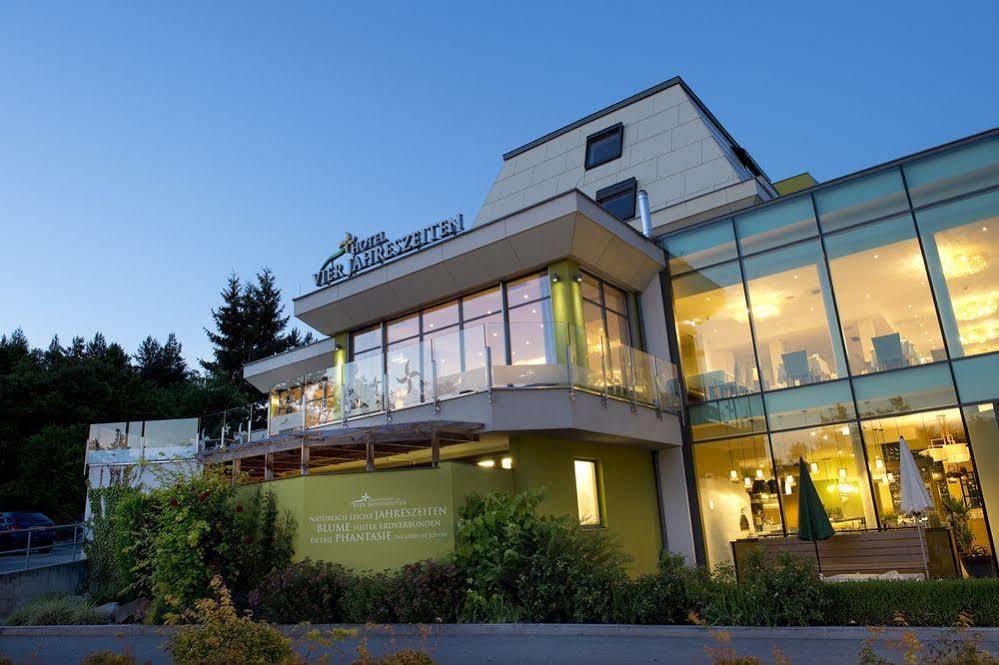 Hotel Vier Jahreszeiten Loipersdorf Loipersdorf bei Fuerstenfeld Exterior photo